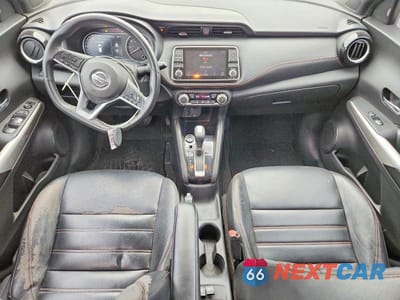 Zdjęcie 8 z 13 samochodu: 2019 NISSAN KICKS SR VIN:3N1CP5CU9KL533882 - miniatura