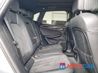 Zdjęcie 11 z 14 samochodu: 2019 PORSCHE MACAN VIN:WP1AA2A5XKLB01683 - miniatura