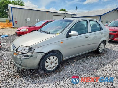 2004 CHEVROLET AVEO LS KL1TJ526X4B156024 - główne zdjęcie licytacji z USA - miniatura