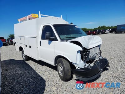 Czwarte zdjęcie samochodu z boku: 2025 CHEVROLET EXPRESS VIN:1GB0GRFP6S1128359 - miniatura