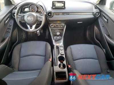 Zdjęcie 8 z 12 samochodu: 2016 SCION IA BASE VIN:3MYDLBZV6GY125718 - miniatura