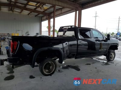 Trzecie zdjęcie samochodu z tyłu: 2022 GMC SIERRA K3500 DENALI VIN:1GT49WEYXNF204687 - miniatura