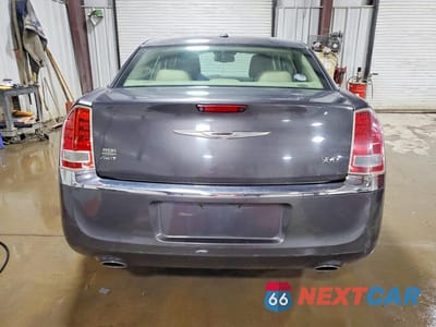Zdjęcie 6 z 12 samochodu: 2013 CHRYSLER 300 VIN:2C3CCARG8DH573681 - miniatura