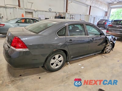 Trzecie zdjęcie samochodu z tyłu: 2010 CHEVROLET IMPALA VIN:2G1WB5EK0A1131987 - miniatura