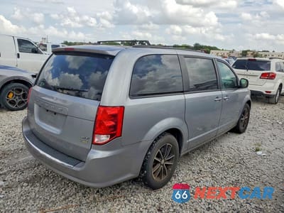 Trzecie zdjęcie samochodu z tyłu: 2018 DODGE GRAND CARAVAN GT VIN:2C4RDGEG5JR201491 - miniatura