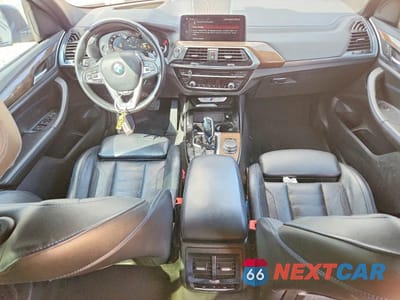 Zdjęcie 8 z 13 samochodu: 2018 BMW X3 XDRIVEM40I VIN:5UXTS3C56J0Y99026 - miniatura