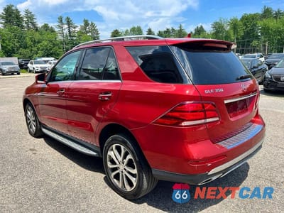 Trzecie zdjęcie samochodu z tyłu: 2016 MERCEDES-BENZ GLE 350 4MATIC VIN:4JGDA5HB4GA700587 - miniatura