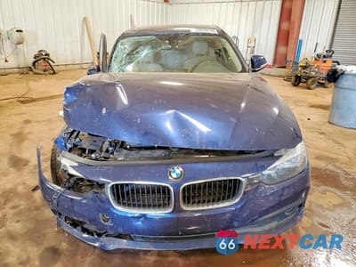 Piąte zdjęcie samochodu w środku: 2016 BMW 320 XI VIN:WBA8A3C50GK688828 - miniatura