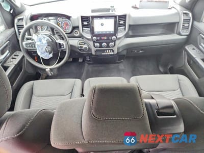 Zdjęcie 8 z 13 samochodu: 2025 RAM 1500 BIG HORN VIN:1C6RRFBGXSN705346 - miniatura