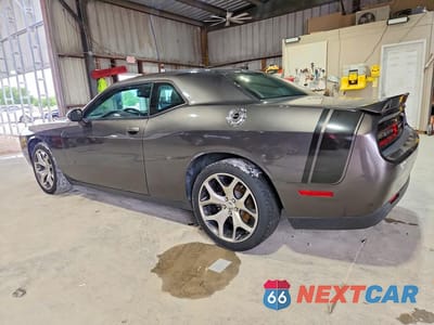 Drugie zdjęcie samochodu z przodu: 2015 DODGE CHALLENGER SXT PLUS VIN:2C3CDZBGXFH715375 - miniatura