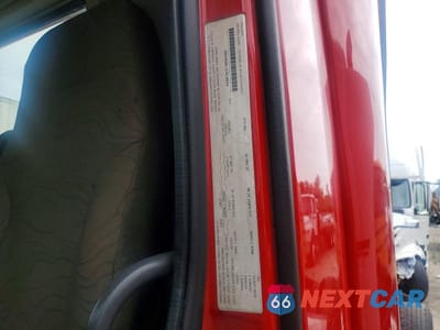 Zdjęcie 10 z 10 samochodu: 2018 VOLVO VN VNL VIN:4V4NC9EG7JN996980 - miniatura