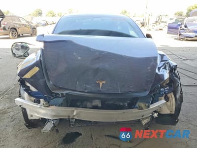 Piąte zdjęcie samochodu w środku: 2025 TESLA MODEL 3 VIN:5YJ3E1EA6SF987942 - miniatura