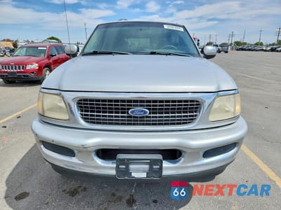 Piąte zdjęcie samochodu w środku: 1998 FORD EXPEDITION VIN:1FMPU18L5WLC12547 - miniatura