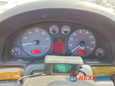 Zdjęcie 9 z 12 samochodu: 2000 AUDI S4 2.7 QUATTRO VIN:WAUDD68D1YA046214 - miniatura