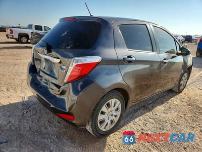Trzecie zdjęcie samochodu z tyłu: 2013 TOYOTA YARIS 5-DOOR LE VIN:JTDKTUD33DD542915 - miniatura