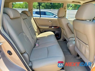 Zdjęcie 11 z 13 samochodu: 2004 TOYOTA HIGHLANDER LIMITED VIN:JTEEP21AX40002019 - miniatura