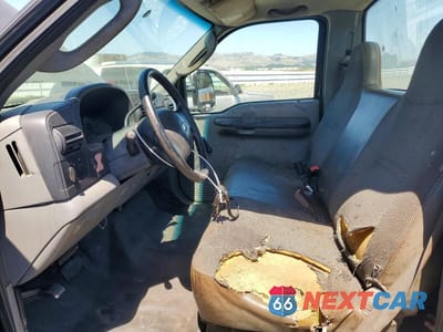 Zdjęcie 7 z 12 samochodu: 2005 FORD F450 SUPER DUTY VIN:1FDXF46Y75EB17453 - miniatura