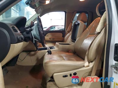 Zdjęcie 7 z 12 samochodu: 2008 CHEVROLET SILVERADO K1500 VIN:1GCEK19J48Z293278 - miniatura