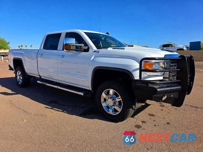 2017 GMC SIERRA K2500 SLT 1GT12TEY3HF187497 - główne zdjęcie licytacji z USA - miniatura