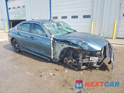 Czwarte zdjęcie samochodu z boku: 2021 BMW 330I VIN:3MW5R1J07M8B73992 - miniatura