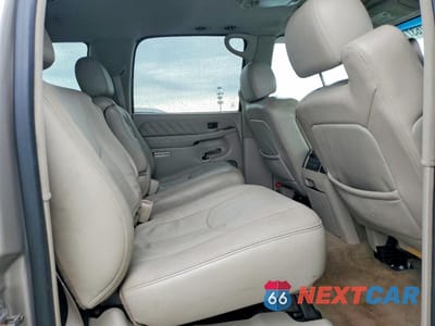 Zdjęcie 11 z 13 samochodu: 2005 CADILLAC ESCALADE ESV VIN:3GYFK66N15G127198 - miniatura