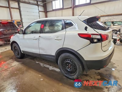 Drugie zdjęcie samochodu z przodu: 2018 NISSAN QASHQAI S VIN:JN1BJ1CR5JW210309 - miniatura