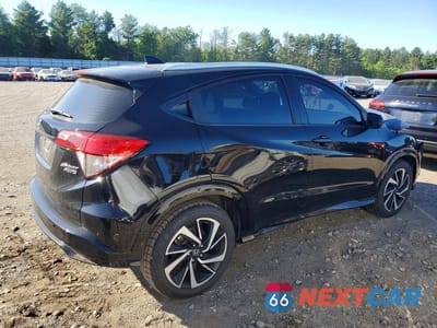 Trzecie zdjęcie samochodu z tyłu: 2019 HONDA HR-V SPORT VIN:3CZRU6H16KG717040 - miniatura