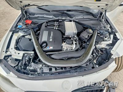 Zdjęcie 11 z 13 samochodu: 2018 BMW M4 VIN:WBS4Y9C54JAG66646 - miniatura