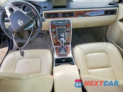 Zdjęcie 8 z 12 samochodu: 2014 VOLVO S80 3.2 VIN:YV1952AS1E1180783 - miniatura