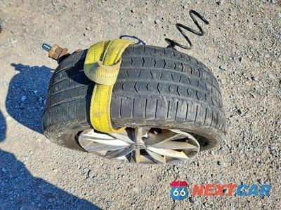Zdjęcie 13 z 14 samochodu: 2017 VOLKSWAGEN TIGUAN S VIN:WVGBV7AX8HK049439 - miniatura