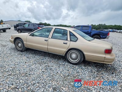Drugie zdjęcie samochodu z przodu: 1995 CHEVROLET CAPRICE / IMPALA CLASSIC SS VIN:1G1BL52P4SR157433 - miniatura