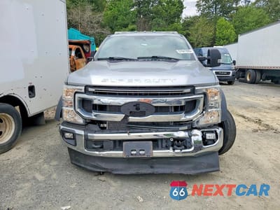 Piąte zdjęcie samochodu w środku: 2022 FORD F550 SUPER DUTY VIN:1FDUF5GN4NDA13103 - miniatura