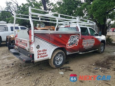 Trzecie zdjęcie samochodu z tyłu: 2015 CHEVROLET SILVERADO K2500 HEAVY DUTY VIN:1GC1KUEG3FF131683 - miniatura