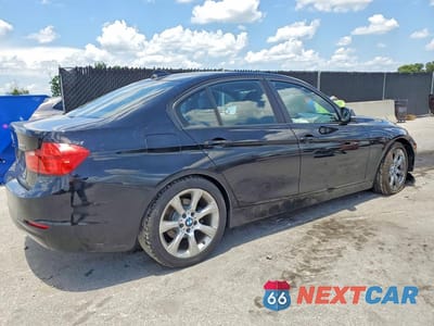 Trzecie zdjęcie samochodu z tyłu: 2014 BMW 320 I XDRIVE VIN:WBA3C3G57ENS68073 - miniatura
