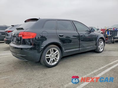 Trzecie zdjęcie samochodu z tyłu: 2011 AUDI A3 PREMIUM PLUS VIN:WAUKEAFM8BA081396 - miniatura