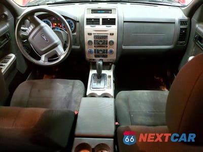 Zdjęcie 8 z 14 samochodu: 2009 FORD ESCAPE XLT VIN:1FMCU03G09KA12320 - miniatura