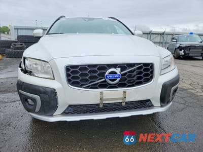 Piąte zdjęcie samochodu w środku: 2015 VOLVO XC70 T6 PREMIER VIN:YV4902NK5F1208081 - miniatura