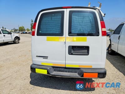 Zdjęcie 6 z 12 samochodu: 2016 CHEVROLET EXPRESS VIN:1GCWGAFF5G1234131 - miniatura