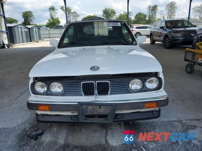 Piąte zdjęcie samochodu w środku: 1990 BMW 325 IC AUTOMATIC VIN:WBABB2313LEC23126 - miniatura