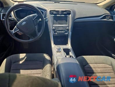 Zdjęcie 8 z 12 samochodu: 2020 FORD FUSION SE VIN:3FA6P0HD8LR110737 - miniatura