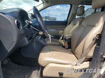 Zdjęcie 7 z 13 samochodu: 2015 JEEP COMPASS LATITUDE VIN:1C4NJCEA6FD185954 - miniatura