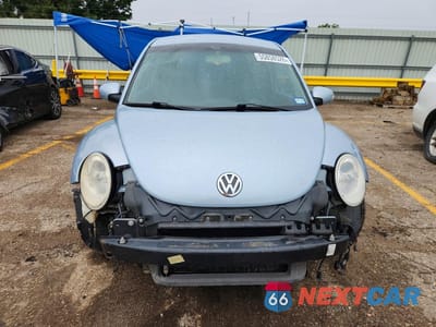 Piąte zdjęcie samochodu w środku: 2010 VOLKSWAGEN NEW BEETLE VIN:3VWPG3AG0AM016542 - miniatura