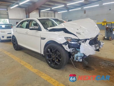 Czwarte zdjęcie samochodu z boku: 2017 FORD TAURUS LIMITED VIN:1FAHP2F85HG128542 - miniatura