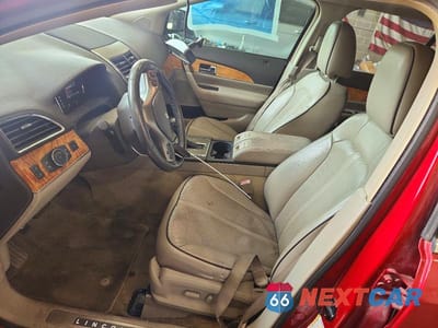 Zdjęcie 7 z 12 samochodu: 2011 LINCOLN MKX VIN:2LMDJ6JKXBBJ15997 - miniatura
