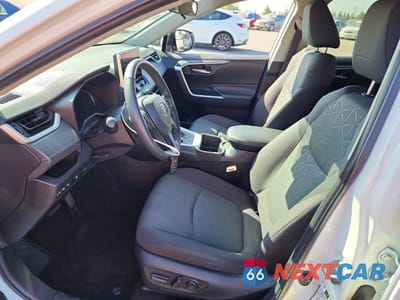 Zdjęcie 7 z 12 samochodu: 2023 TOYOTA RAV4 HYBRID XLE VIN:4T3RWRFV4PU101822 - miniatura