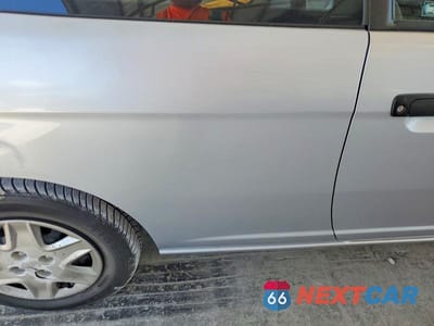 Zdjęcie 10 z 12 samochodu: 2005 HONDA CIVIC DX VP VIN:1HGEM22125L080291 - miniatura