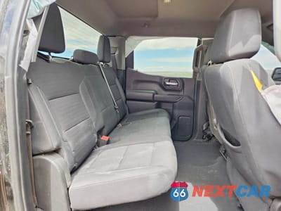 Zdjęcie 10 z 12 samochodu: 2023 CHEVROLET SILVERADO K1500 CUSTOM VIN:1GCPDBEK3PZ301909 - miniatura