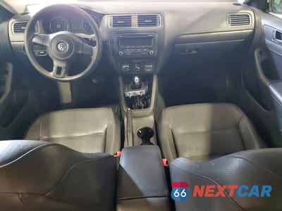 Zdjęcie 8 z 12 samochodu: 2012 VOLKSWAGEN JETTA SE VIN:3VWDP7AJXCM317764 - miniatura