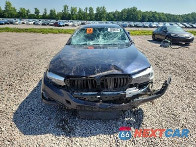 Piąte zdjęcie samochodu w środku: 2018 BMW 540 XI VIN:WBAJE7C58JWC56570 - miniatura