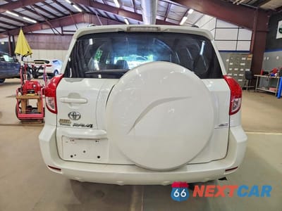Zdjęcie 6 z 13 samochodu: 2006 TOYOTA RAV4 LIMITED VIN:JTMBD31V365012244 - miniatura
